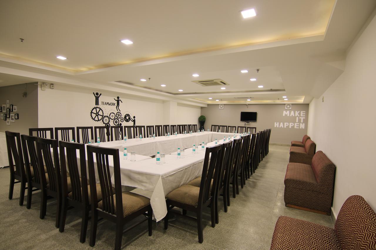 Grand Imperial New Delhi Exterior photo